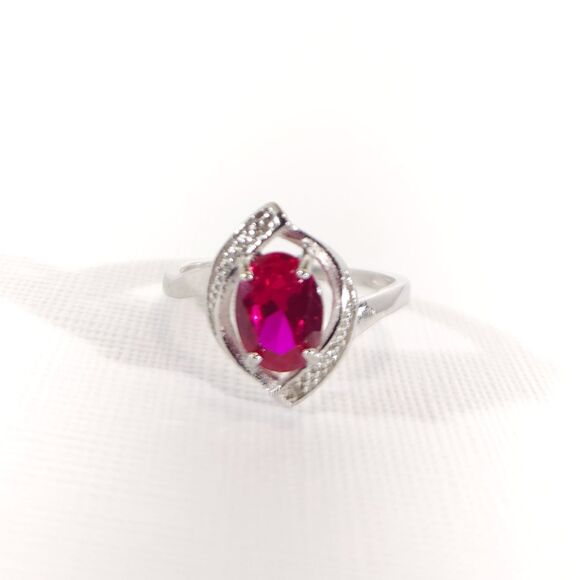 Ruby 1.5 Carats Ring Sterling Silver Size 7-1/2 - Picture 4 of 10